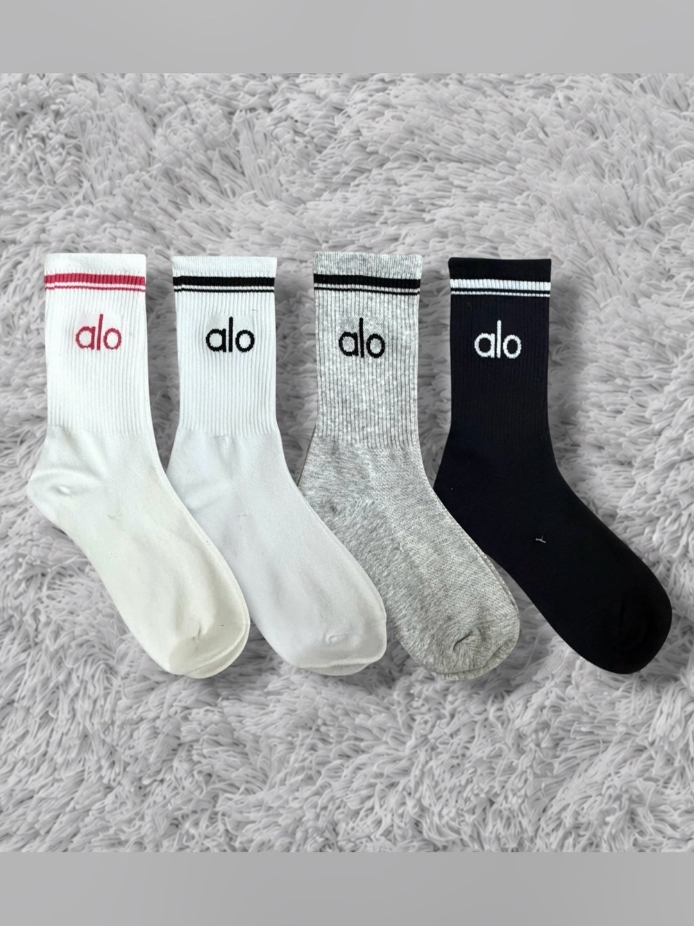 Alo 4 Piece Bundle - Crew Ribbed Socks - Brand New - Never Worn - As Pictured